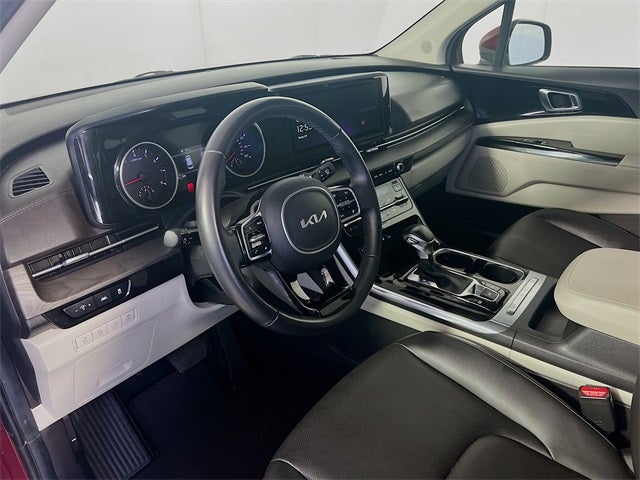 2023 Kia Carnival EX