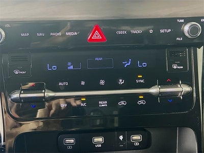 2023 Kia Carnival EX