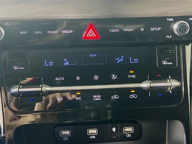 2023 Kia Carnival EX