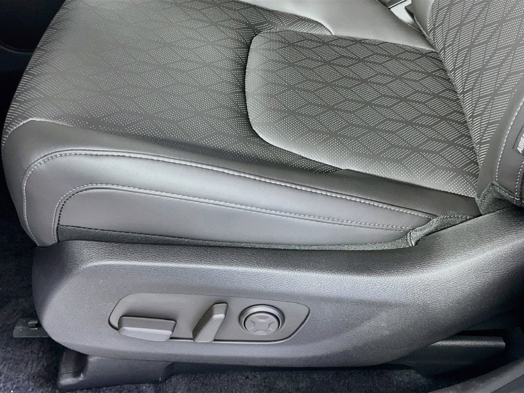 2027 Kia Carnival EX
