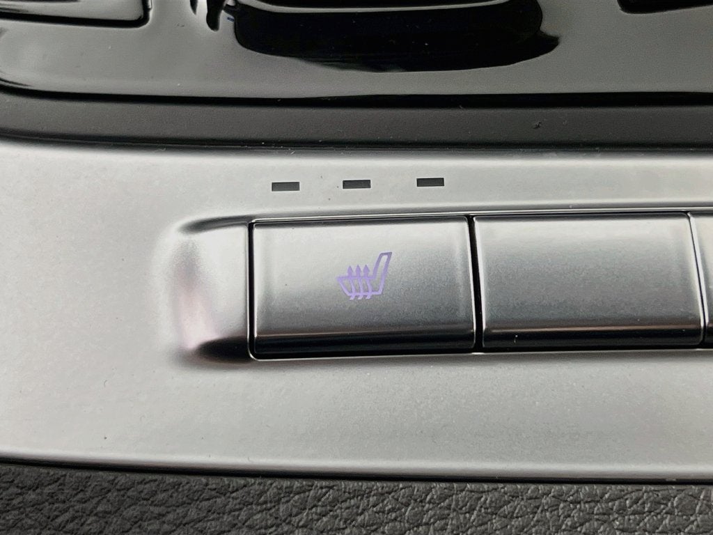 2027 Kia Carnival EX