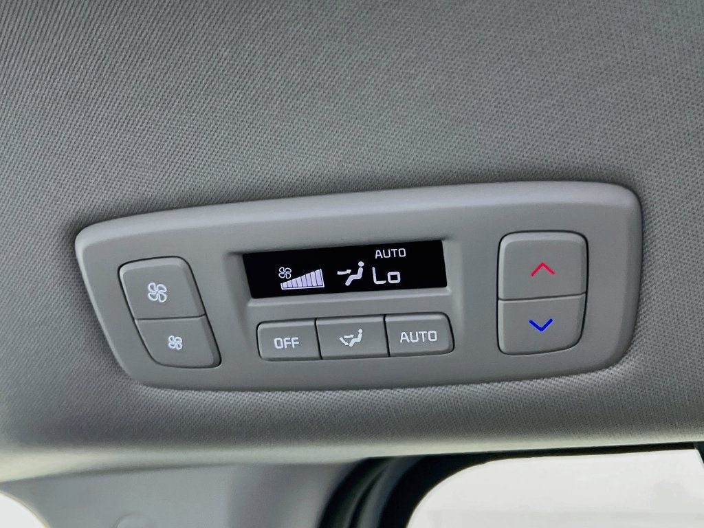 2027 Kia Carnival EX