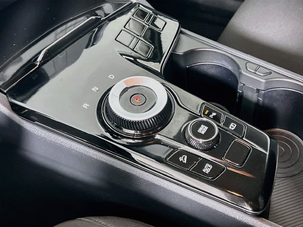 2025 Kia Sportage Hybrid LX