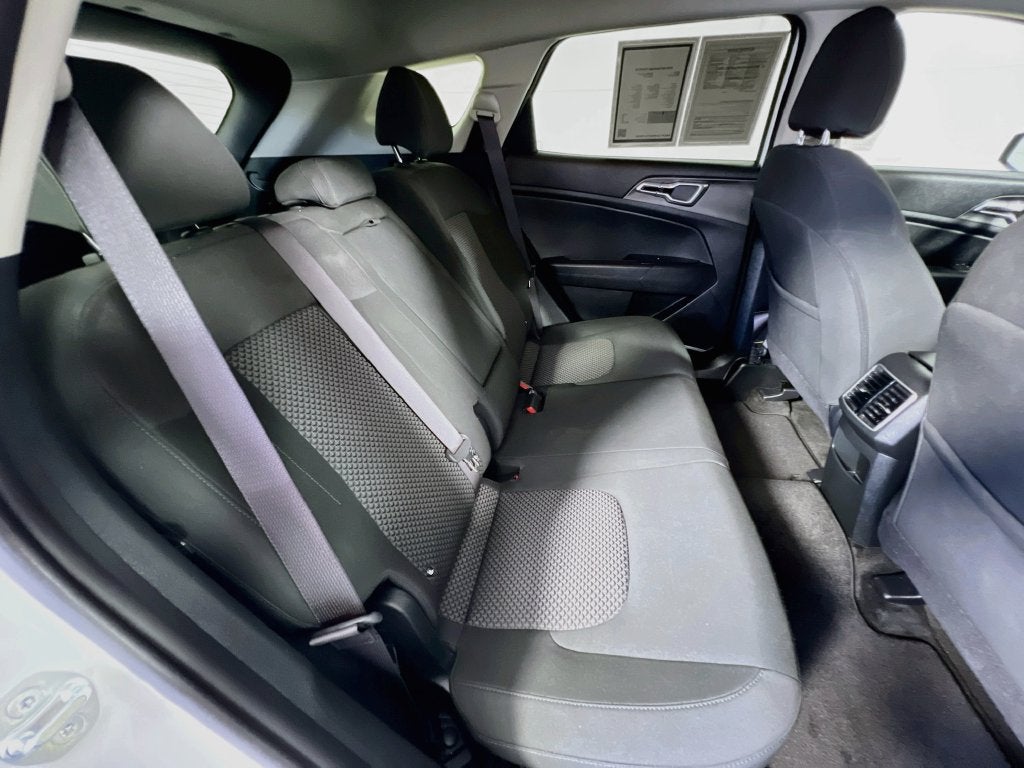 2025 Kia Sportage Hybrid LX