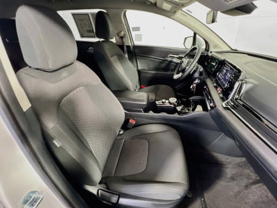 2025 Kia Sportage Hybrid LX