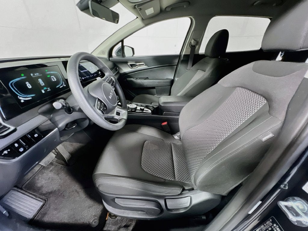2025 Kia Sportage Hybrid LX