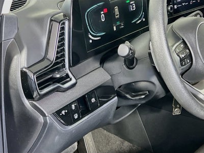 2025 Kia Sportage Hybrid LX