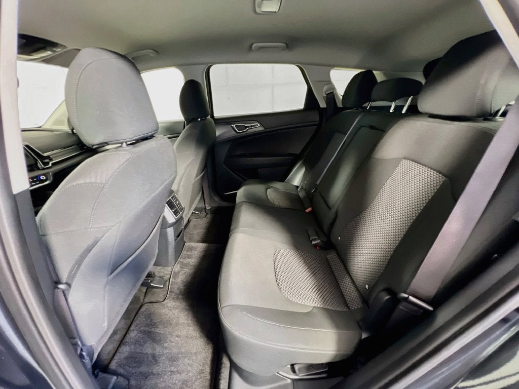 2025 Kia Sportage Hybrid LX