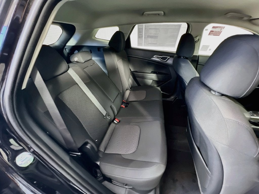 2027 Kia Sportage Hybrid S