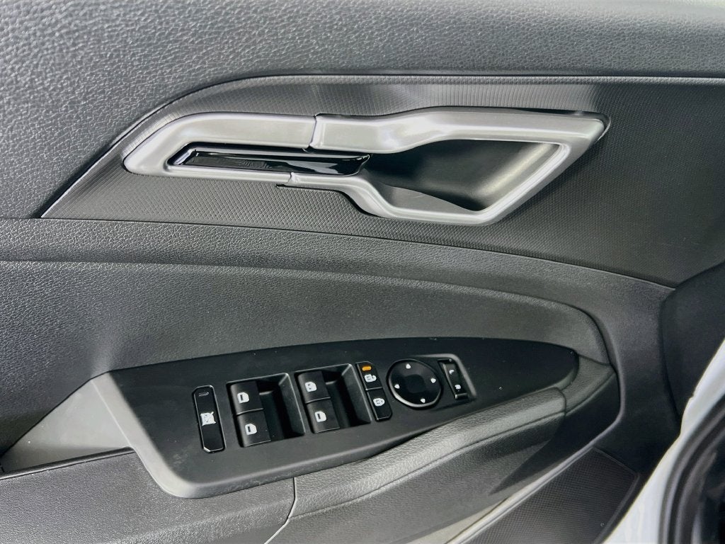 2027 Kia Sportage Hybrid LX