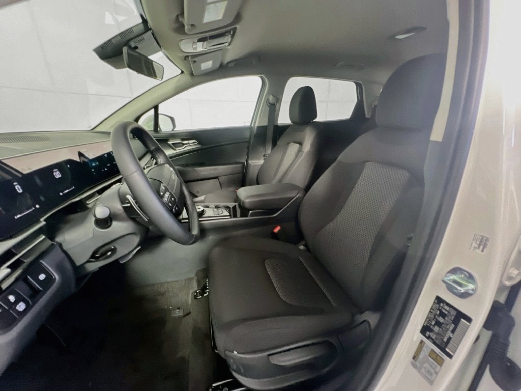 2027 Kia Sportage Hybrid LX