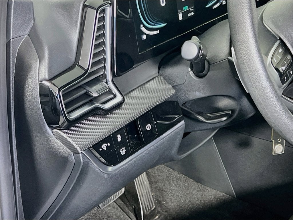 2025 Kia Sportage Hybrid LX
