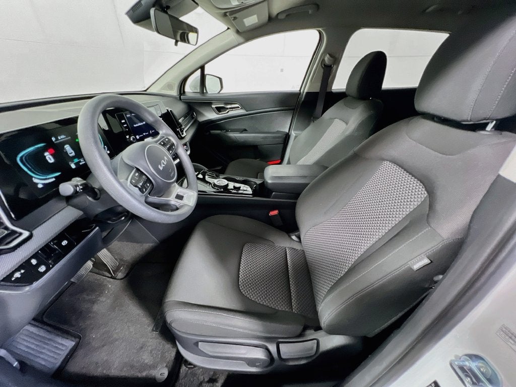 2025 Kia Sportage Hybrid LX