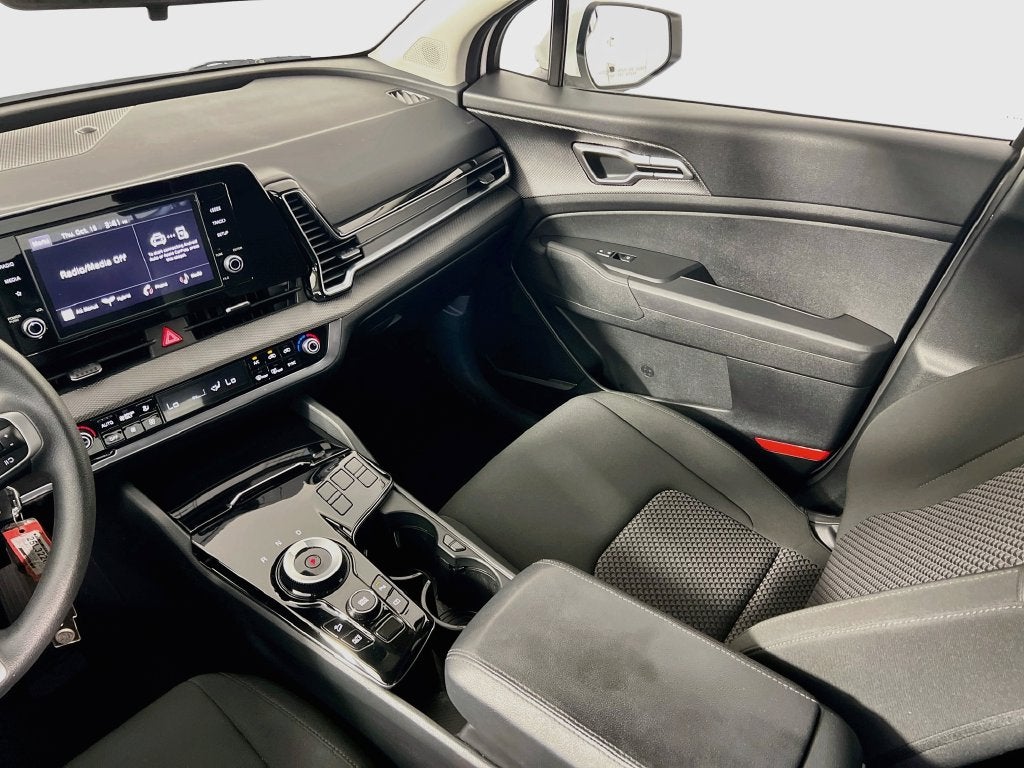 2025 Kia Sportage Hybrid LX