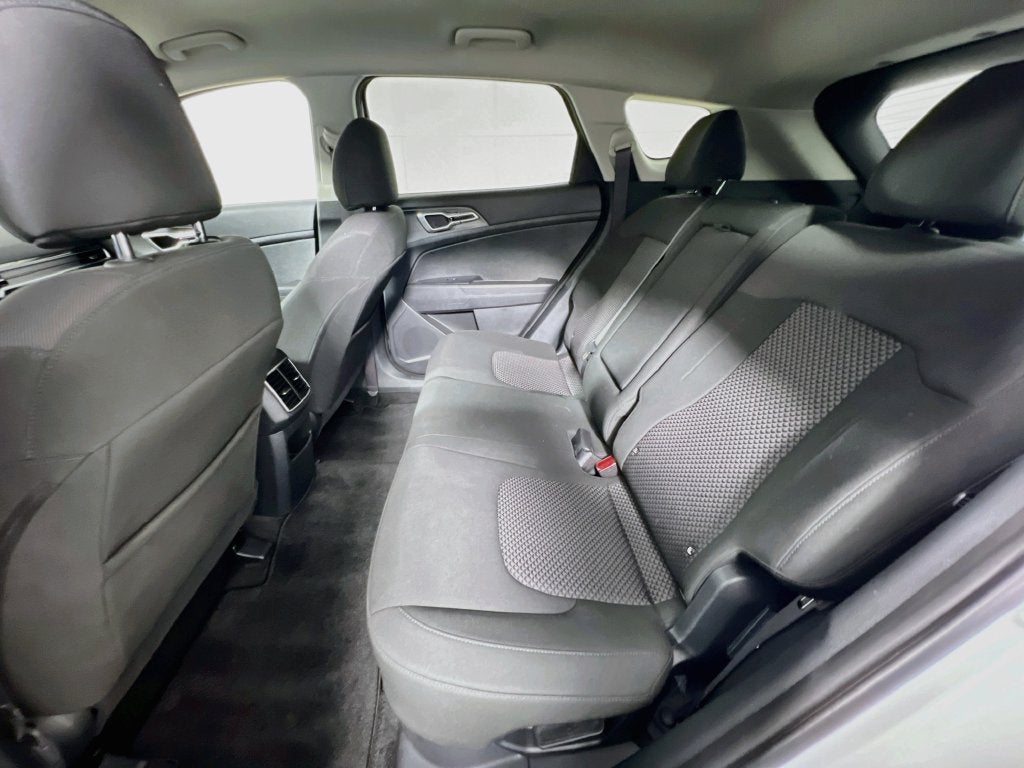 2025 Kia Sportage Hybrid LX