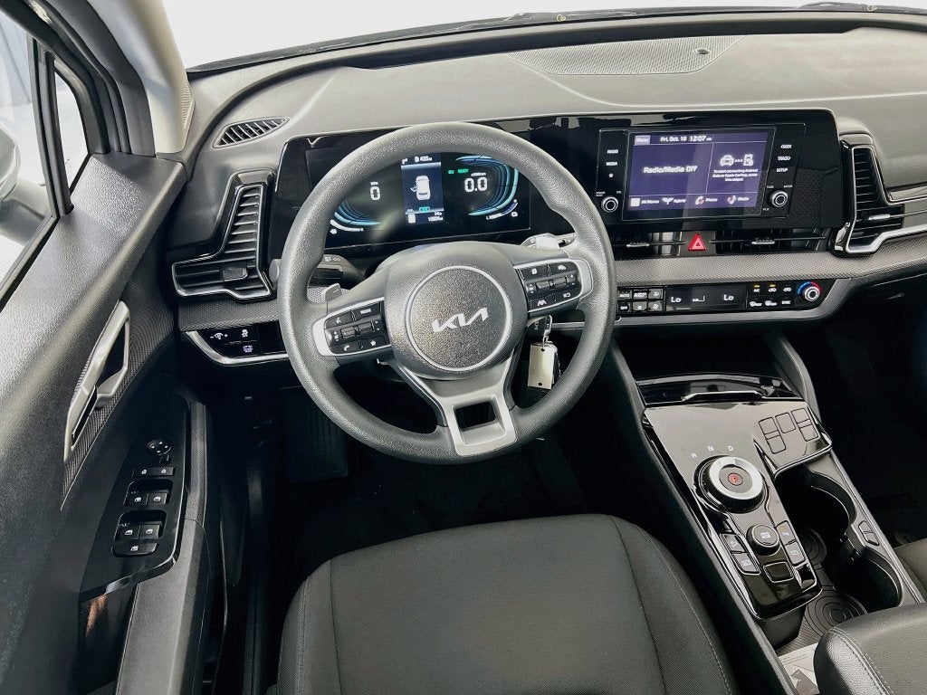 2025 Kia Sportage Hybrid LX