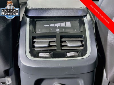 2022 Volvo XC90 Recharge Plug-In Hybrid T8 Inscription 6 Passenger