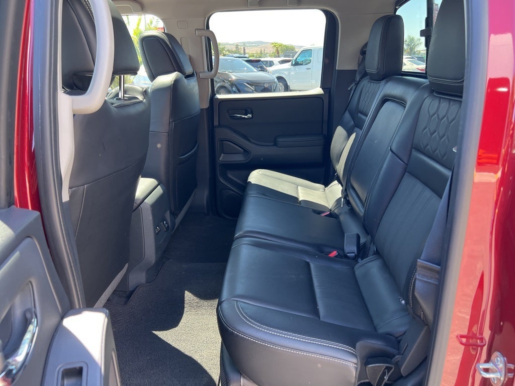 2024 Nissan Frontier SL