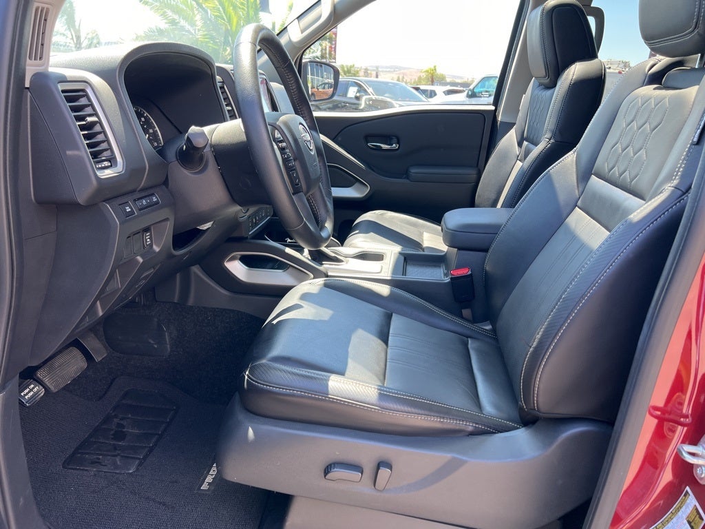 2024 Nissan Frontier SL