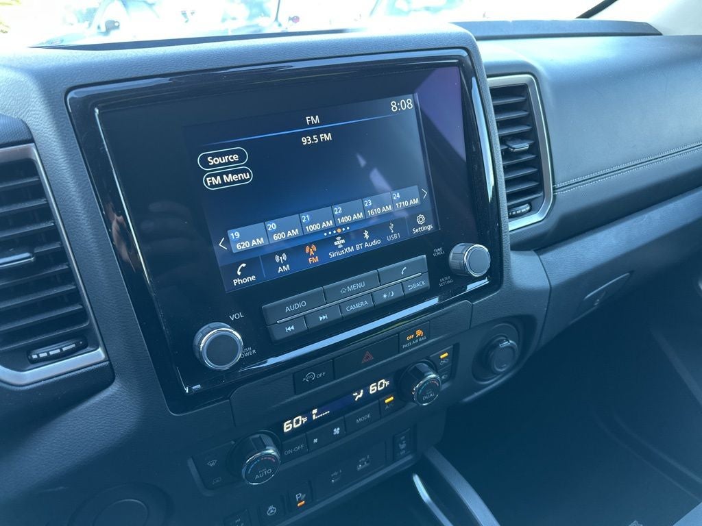 2024 Nissan Frontier SV