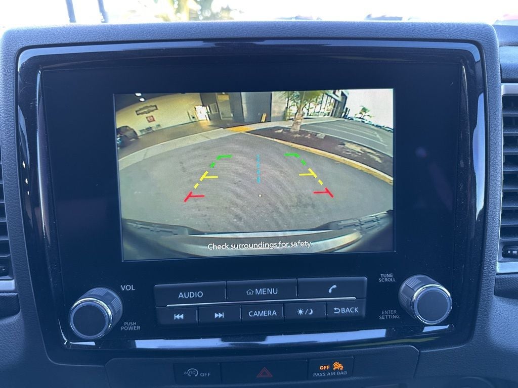 2024 Nissan Frontier SV