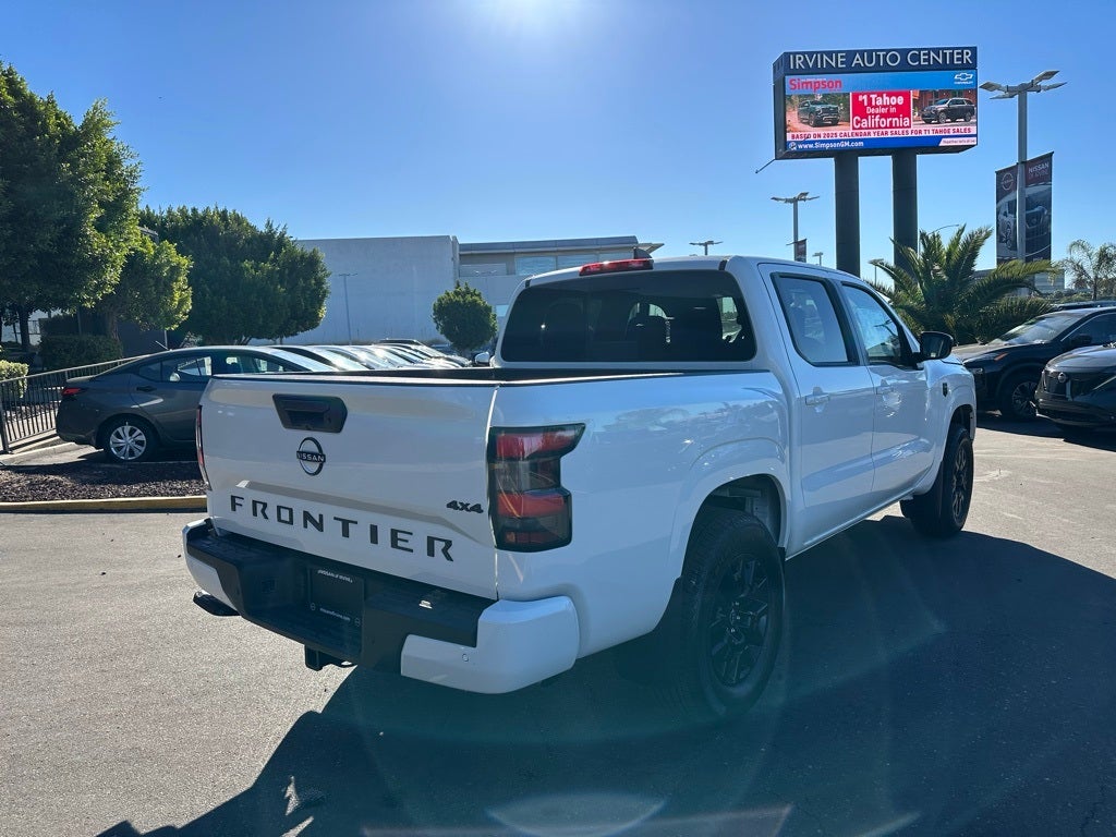 2026 Nissan Frontier SV