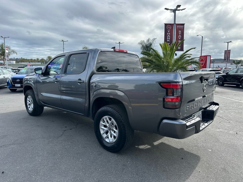 2024 Nissan Frontier SV