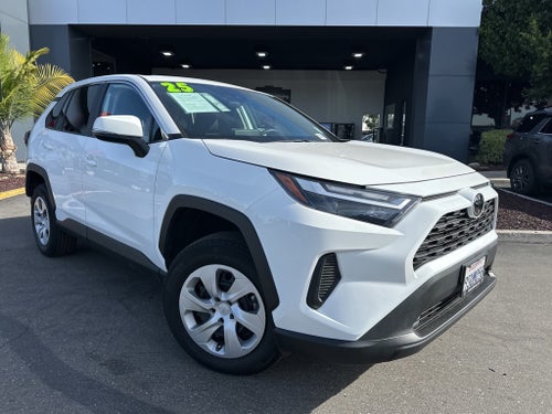 2025 Toyota Rav4 LE