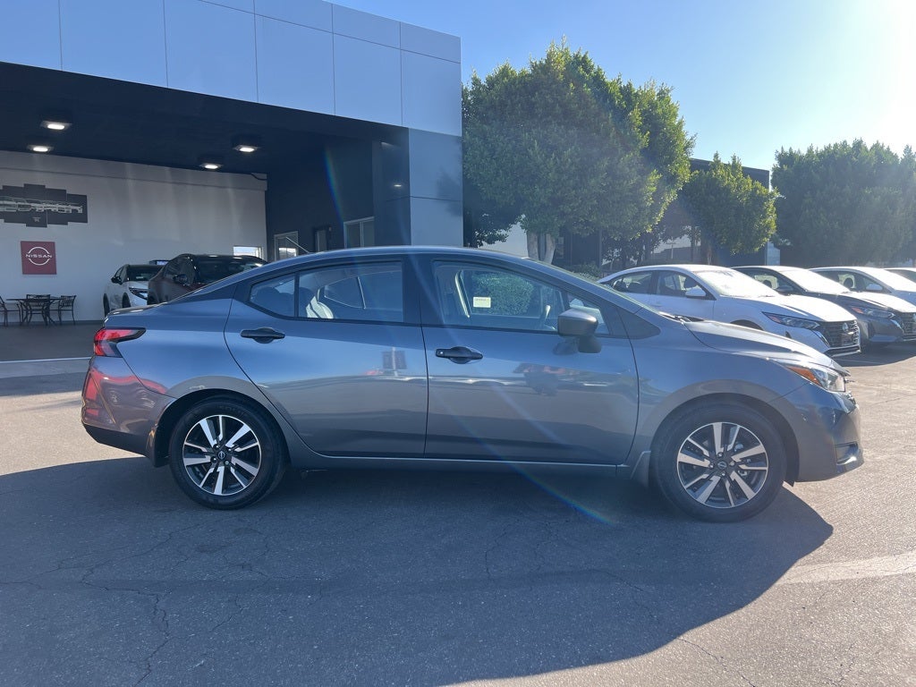 2025 Nissan Versa 1.6 S