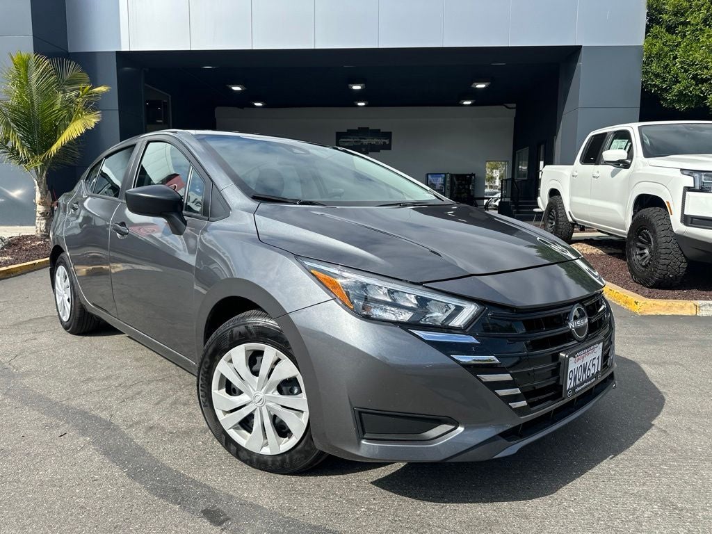 2025 Nissan Versa 1.6 S