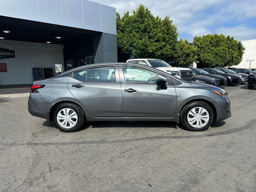 2025 Nissan Versa 1.6 S