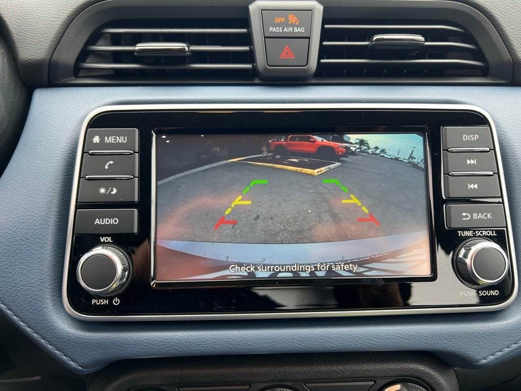 2025 Nissan Versa 1.6 SV