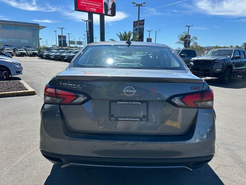 2025 Nissan Versa 1.6 SR