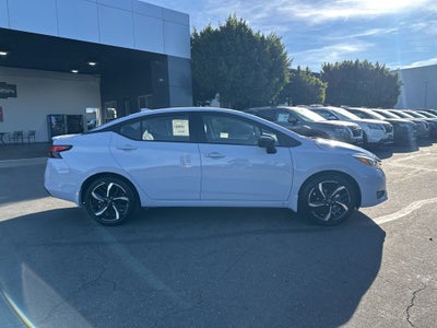 2025 Nissan Versa 1.6 SR
