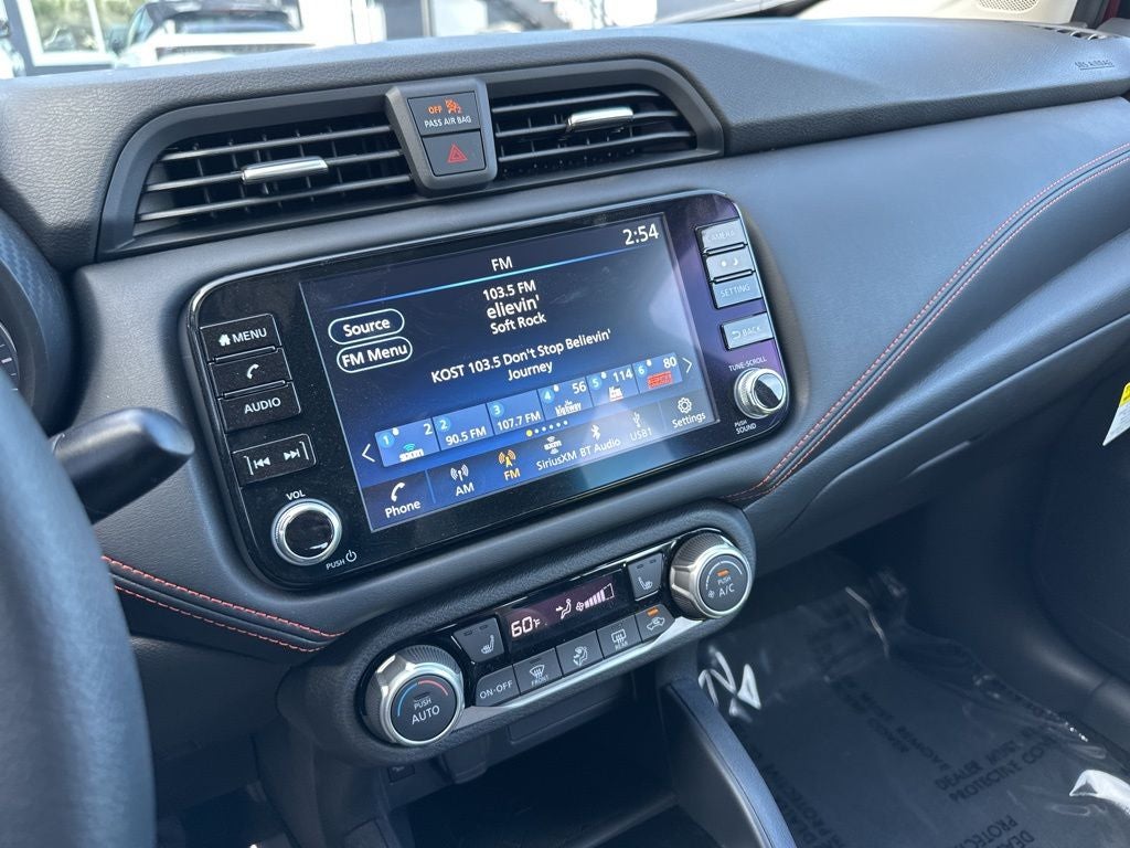 2025 Nissan Versa 1.6 SR