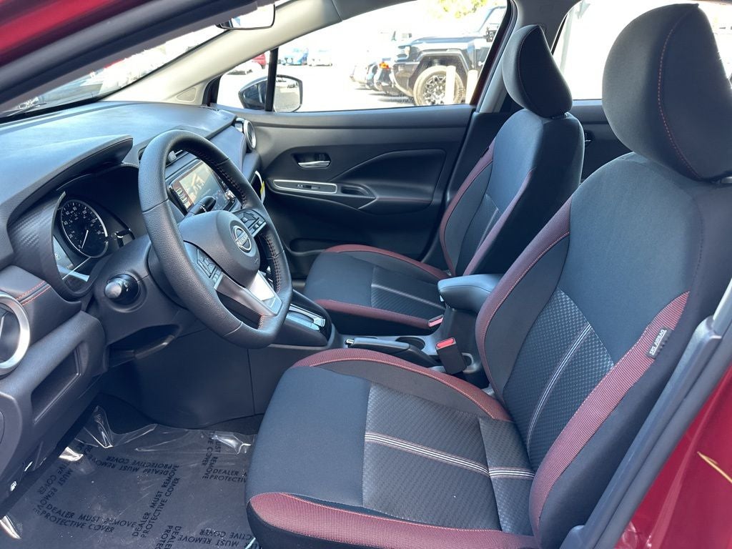 2025 Nissan Versa 1.6 SR