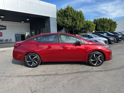 2025 Nissan Versa 1.6 SR