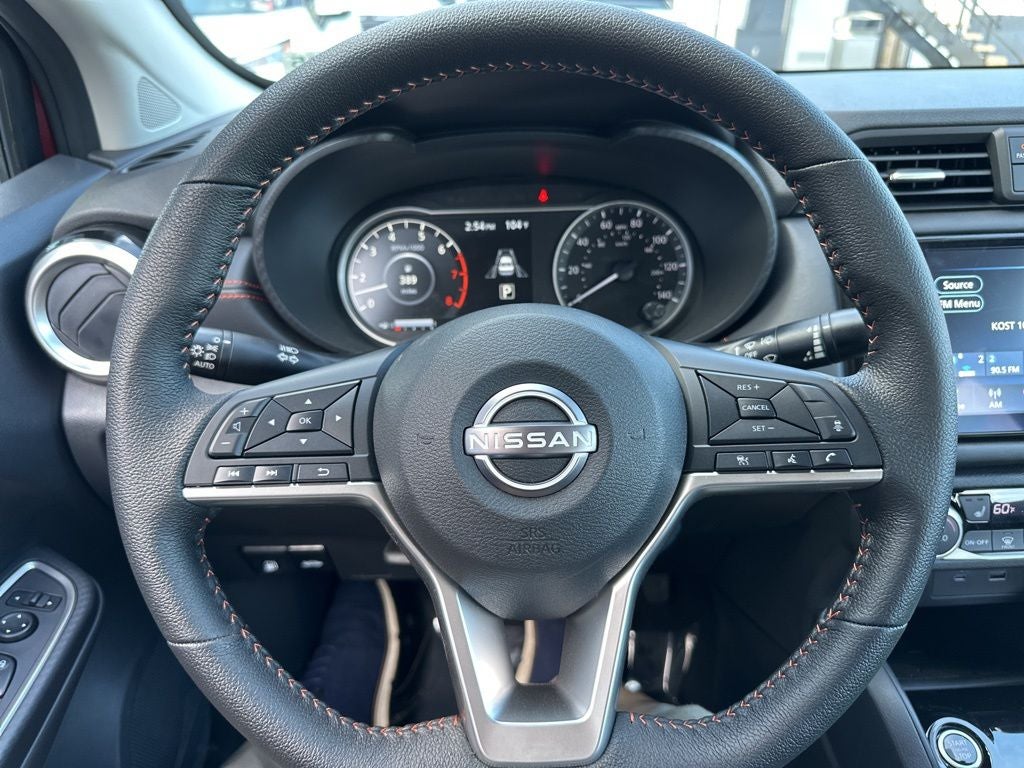 2025 Nissan Versa 1.6 SR