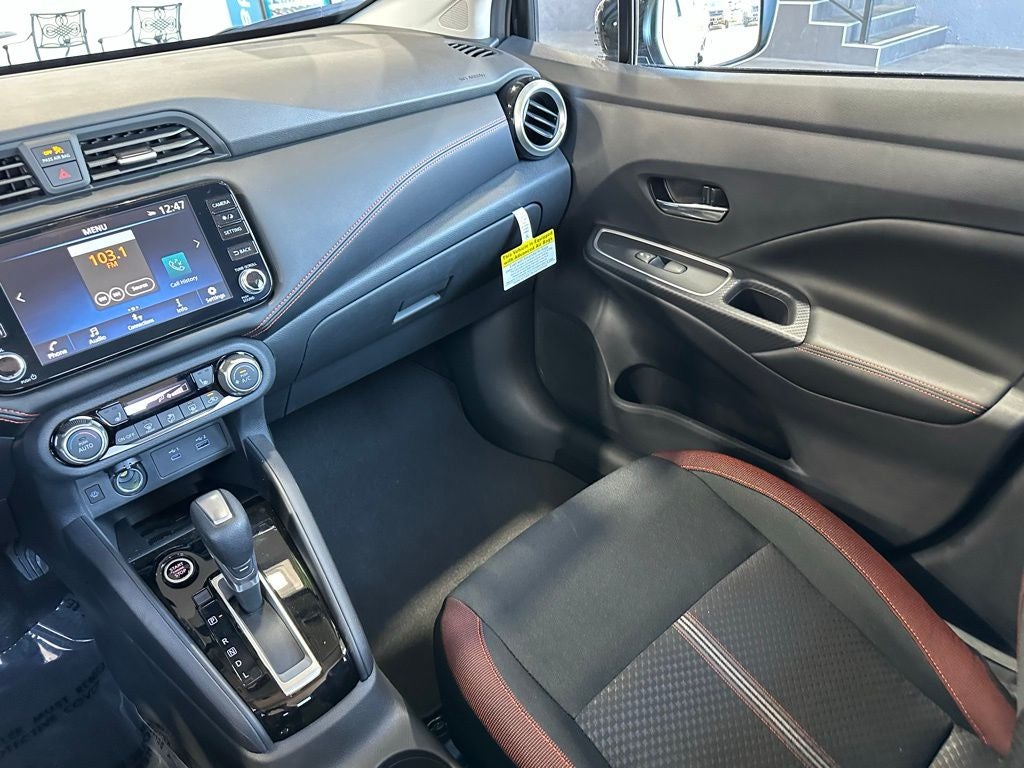 2025 Nissan Versa 1.6 SR