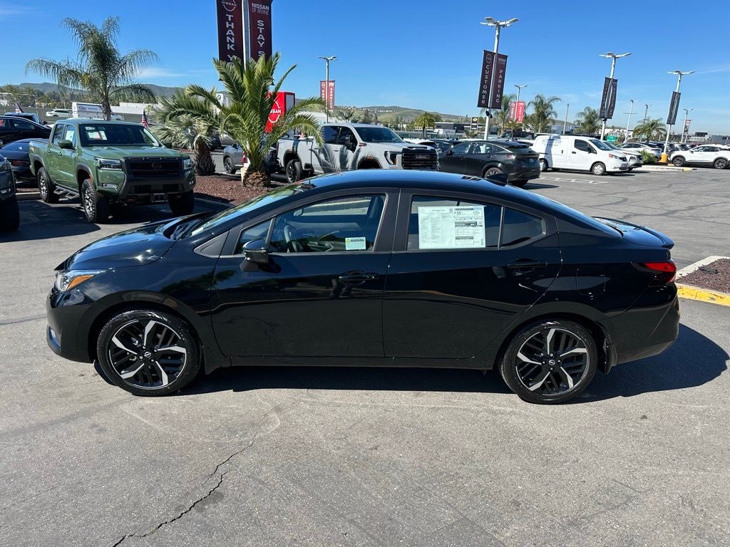 2025 Nissan Versa 1.6 SR
