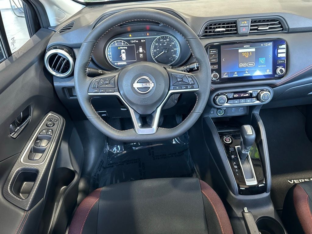 2025 Nissan Versa 1.6 SR