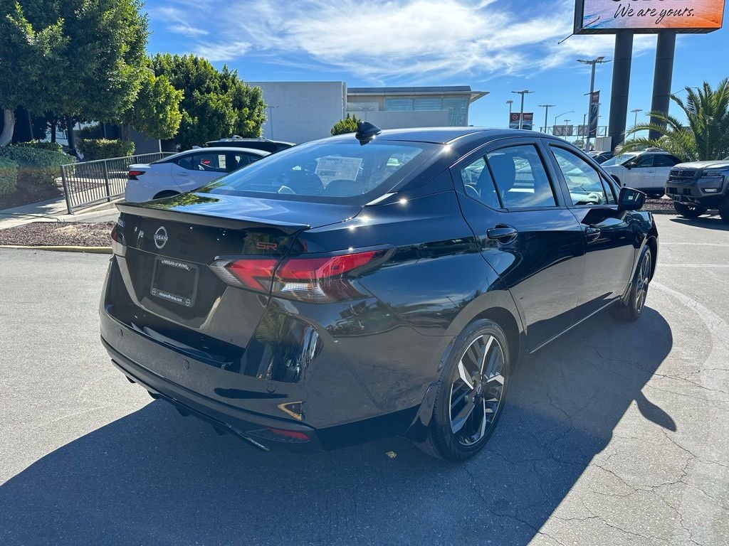 2025 Nissan Versa 1.6 SR