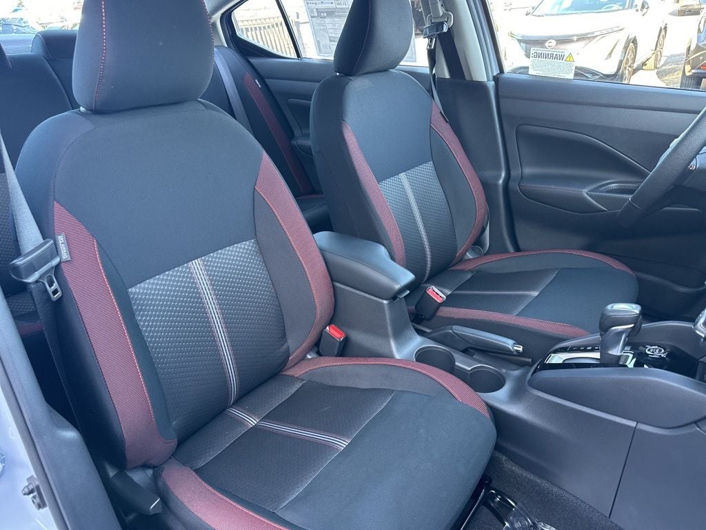 2025 Nissan Versa 1.6 SR