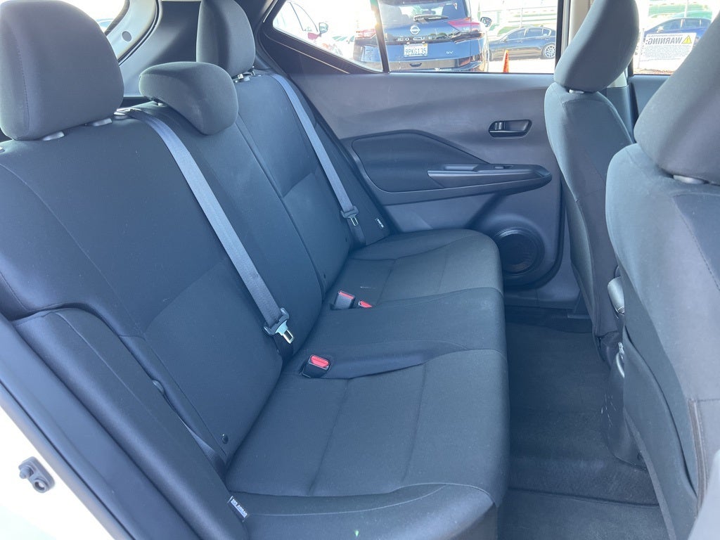 2025 Nissan Kicks Play S