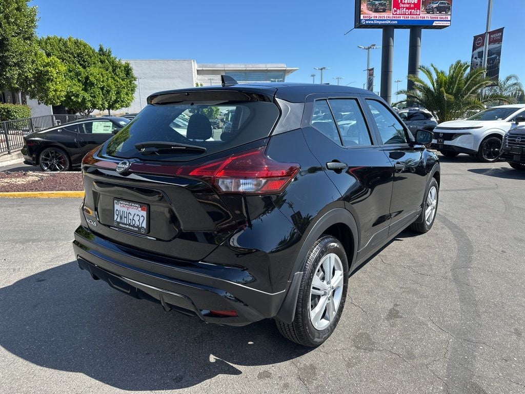 2025 Nissan Kicks Play S