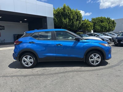 2025 Nissan Kicks Play S