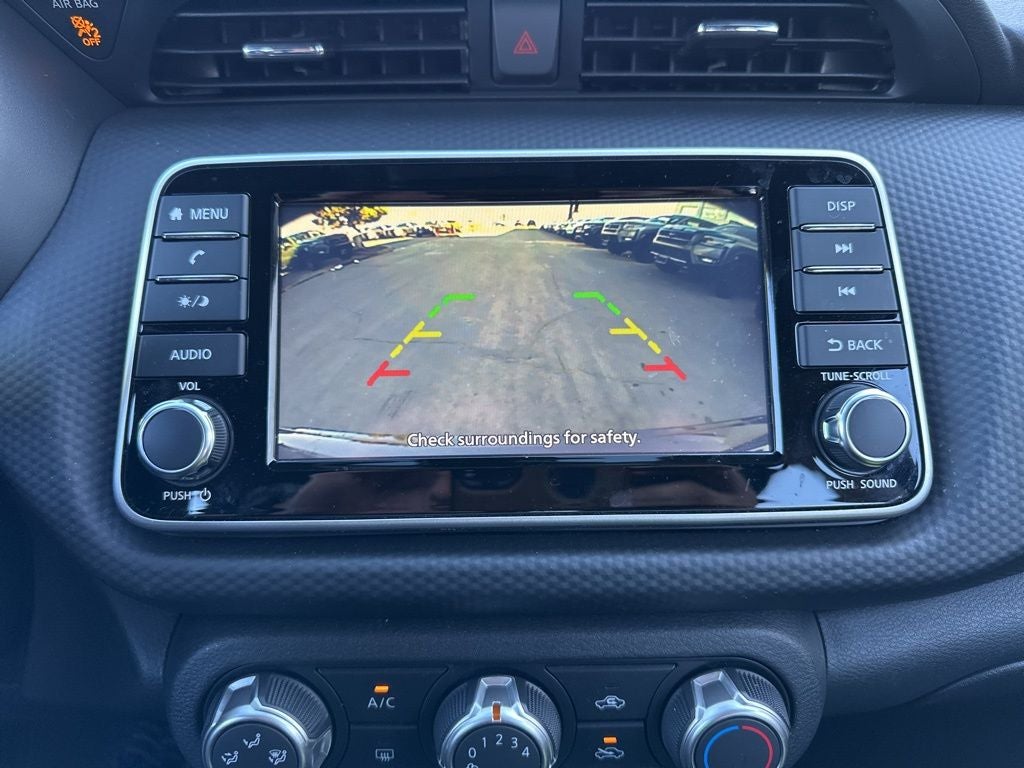 2025 Nissan Kicks Play S