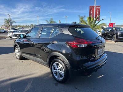 2025 Nissan Kicks Play S