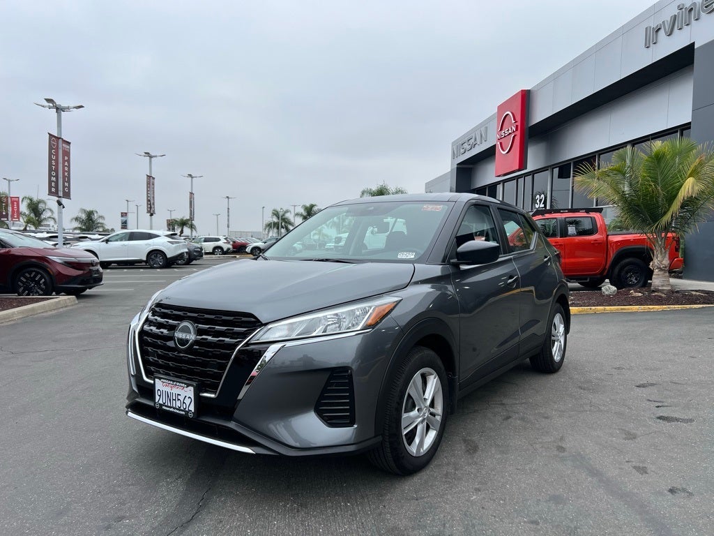 2025 Nissan Kicks Play S