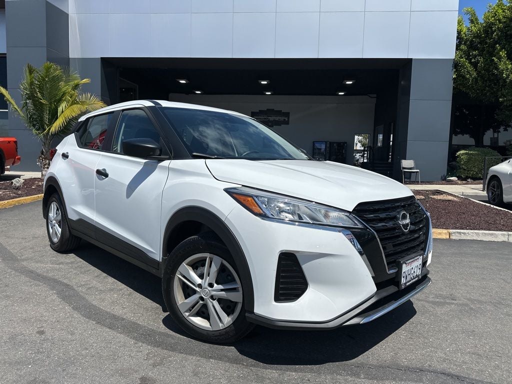 2025 Nissan Kicks Play S